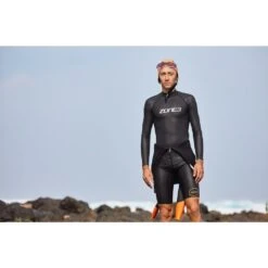 Zone3 Neoprene Long Sleeve Under Wetsuit Baselayer - Black/white 12 Zone3 Neoprene Long Sleeve Under Wetsuit Baselayer - Black/white -Aqua Verkoop 313980 04 d 648787