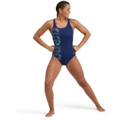 Arena Performance Kikko Pro V Back Badpak Dames - Navy/Lavanda -Aqua Verkoop arena performance womens kikko pro v back swimsuit navy lavanda 7 1364919