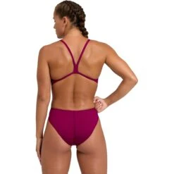 Arena Performance Solid Swim Tech Team Badpak Dames - Red Fandango/Wit -Aqua Verkoop arena performance womens solid team swim tech swimsuit red fandango white 6 1364972