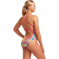 Funkita Strapped In Eco Badpak Dames - Poka Palm 16 Funkita Strapped In Eco Badpak Dames - Poka Palm -Aqua Verkoop funkita ladies strapped in eco one piece swimmsuit poka palm 5 1559265