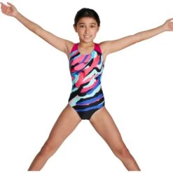 Speedo Digital Placement Splashback Meisjes Badpak - Black/electric Pink/pool/blue Flame -Aqua Verkoop speedo digital placement splashback kids bathing suit black electric pink pool blue flame 7 1302023