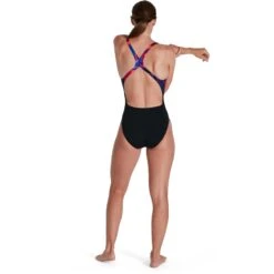 Speedo Placement Digital Powerback Badpak - Black/phoenix Red/blue Flame/ultraviolet -Aqua Verkoop speedo placement digital powerback bathing suit black phoenix red blue flame ultraviolet 6 1302836