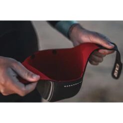 Zone3 Heat-Tech Neopren Badmuts - Black/silver/red -Aqua Verkoop zone3 heat tech neoprene cap black silver red 2 1152383