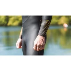 Zone3 Aspect Thermal Schoolslag Wetsuit - Zwart/Oranje/Geel -Aqua Verkoop zone3 mens aspect thermal breaststroke wetsuit black orange yellow 6 1074228