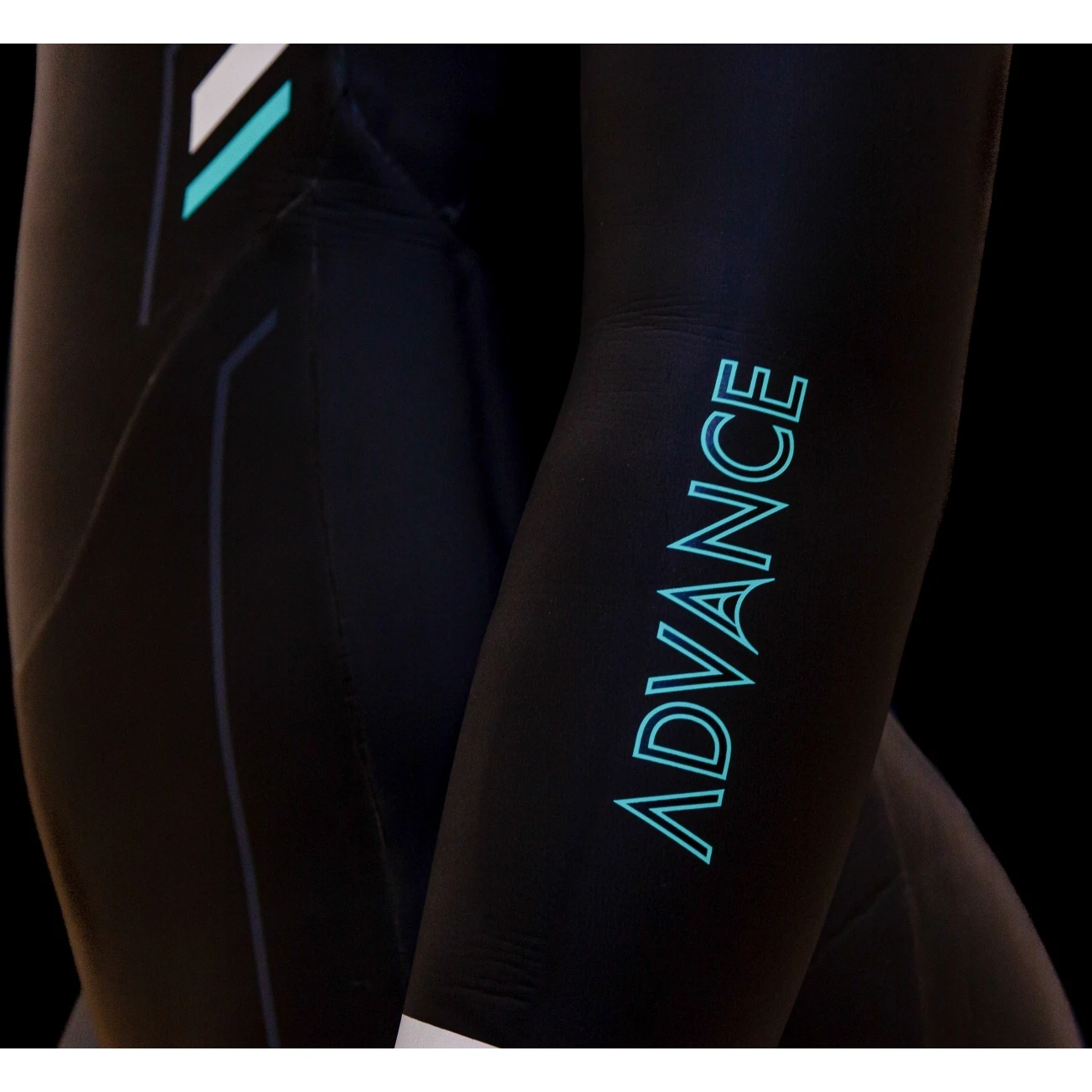Zone3 Women's Advance Wetsuit - Black/turquoise/gunmetal 9 Zone3 Women's Advance Wetsuit - Black/turquoise/gunmetal - Afbeelding 7